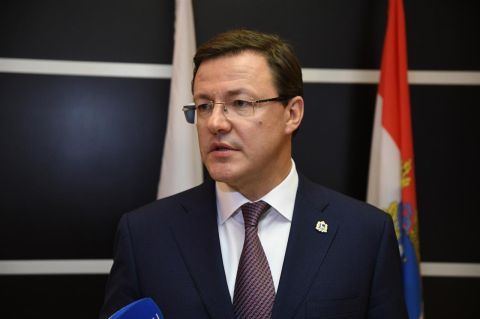 Дмитрий Азаров Дмитрий Азаров