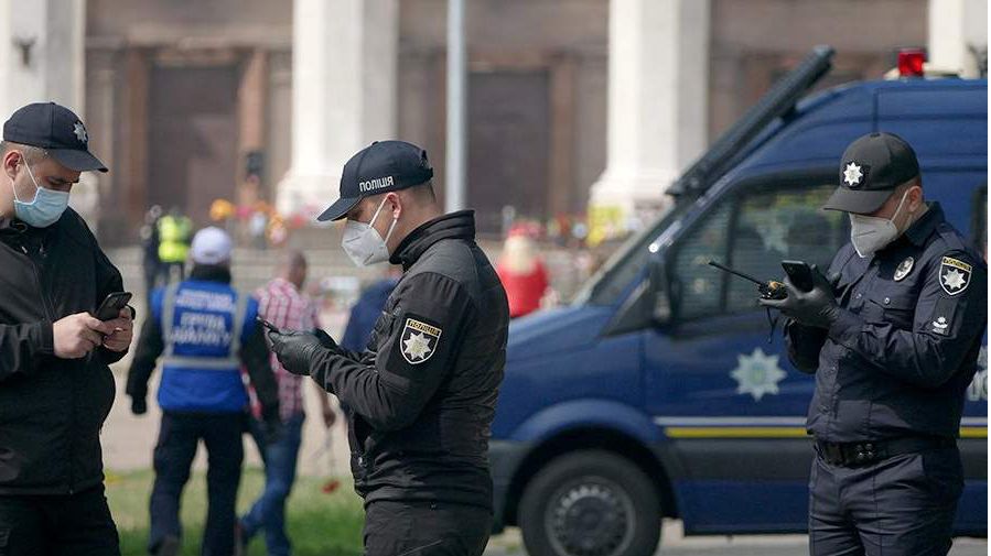 �� ������� ��������� ������������� � ���������� ��������� � ������