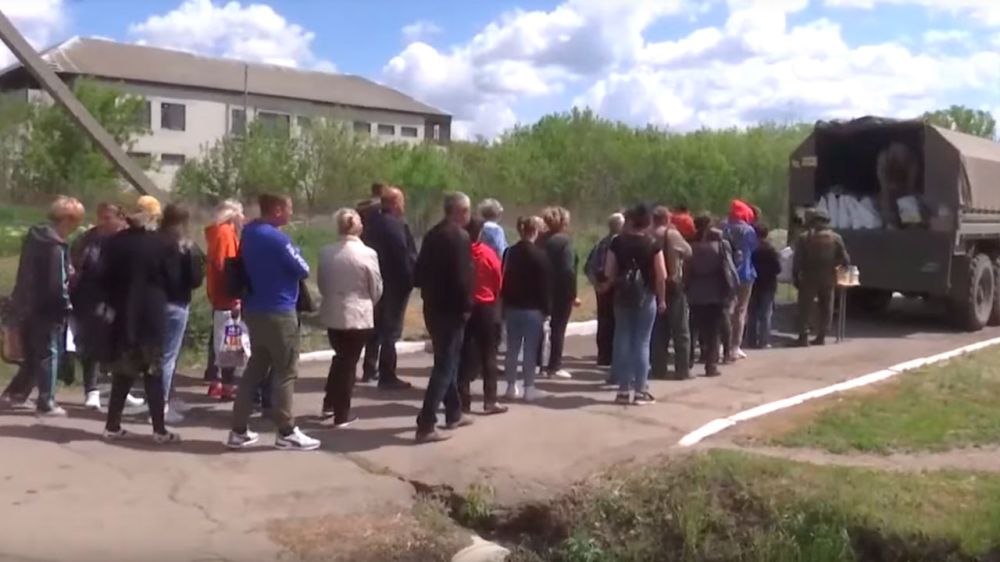 МО: РФ на Украину уже доставлено почти 22 тысячи тонн гумпомощи