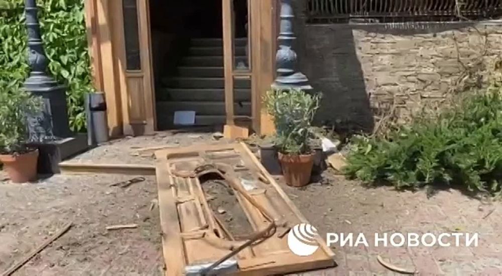 ����� ��������� � ���� � ������� �������� �� ������ ������-����������� ������������� �������