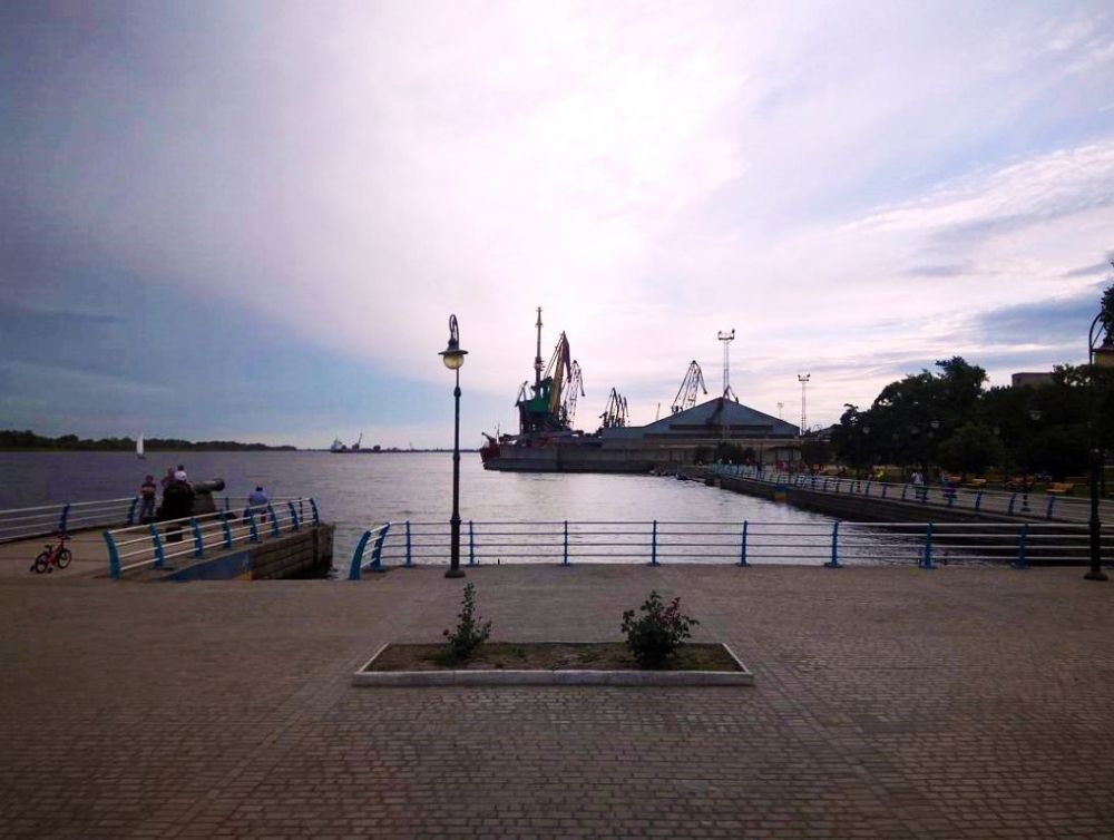 17 ���� � ������� ��������� �� 30� �����, ����� ������-�������� 5,8 �/�, ��������