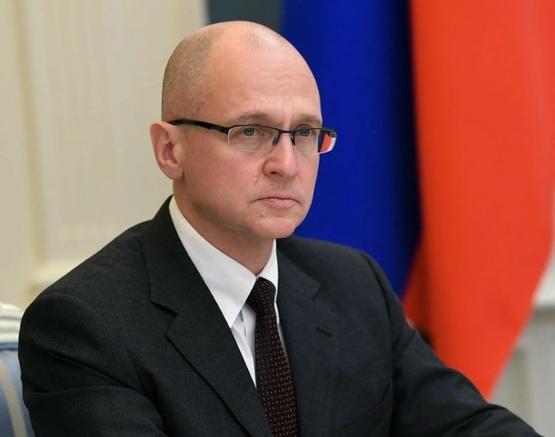 Первый заместитель руководителя администрации президента России Сергей Кириенко вчера посетил Новую Каховку