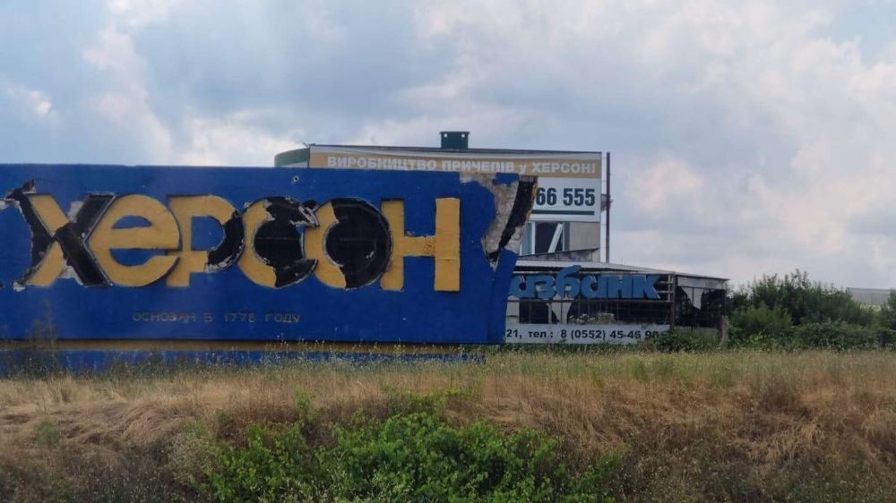 �� ������������ ����� � ������� ������ 8 ����� HIMARS � ������