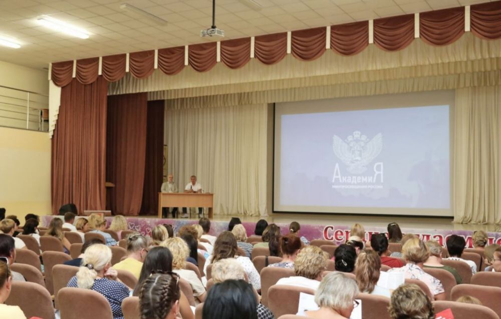 ����� 200 ��������� �� ���������� � ����������� �������� �������� �������������� �� ���������� ������������ ����������� �� � �����