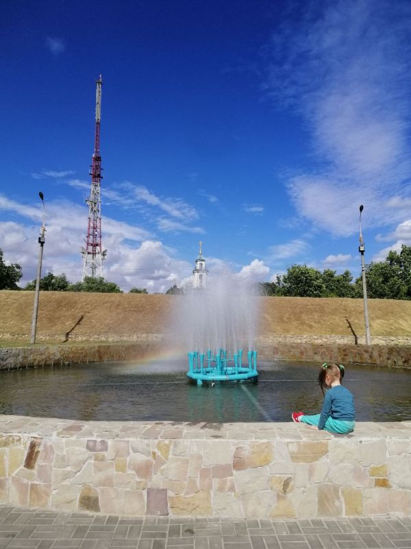 23 ���� � ������� ��������� �� 30� �����, ����� �������� 5,1 �/�, ������ ����������