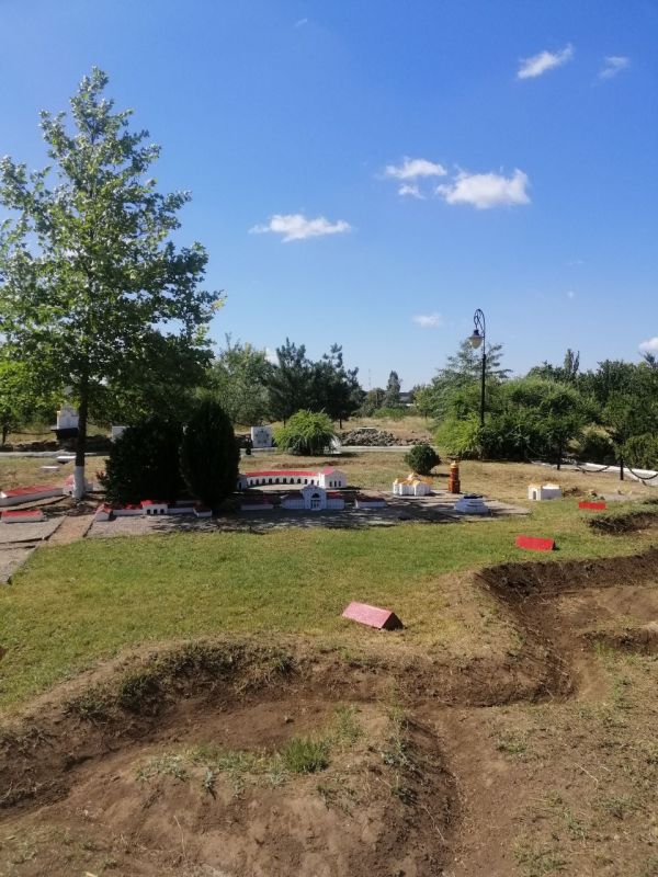 2 ������� � ������� ��������� �� 31 �����, ����� ������-�������� 3,6 �/�, ������ ����������