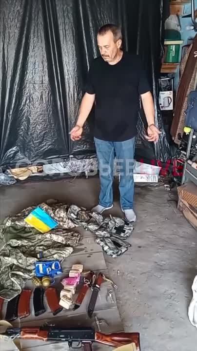 ��������� �����ܨ� LIVE