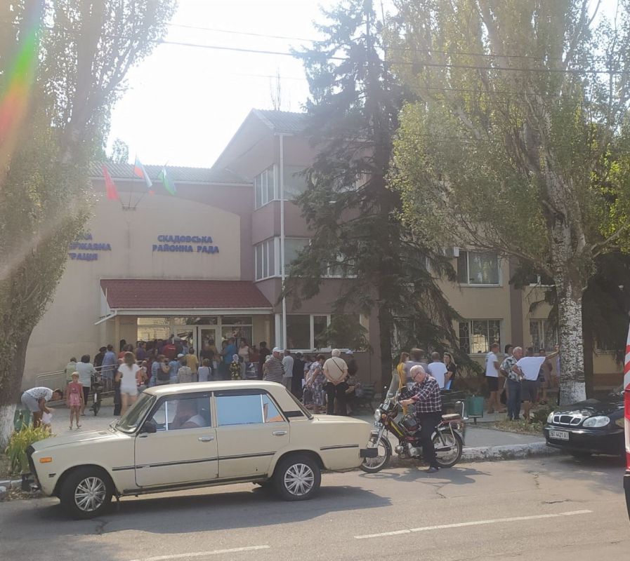 �������, 4 �������, � ������������� ��� ����������� ������ �������� ������ ������������ ������ �� ���������� ��������� � ������� 10 ����� ������ ������� ����������� ������