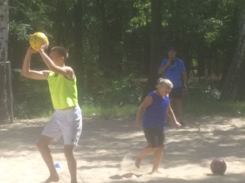 � ����� ������� , � �������, 6 �������, ��������� ������� ���������� ������������ ��������� ���