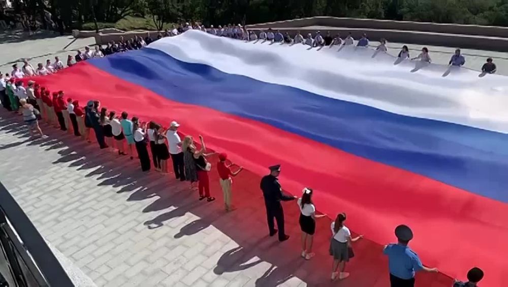 � ����� ����� ������� ���������� ��������� ���� � �����-����