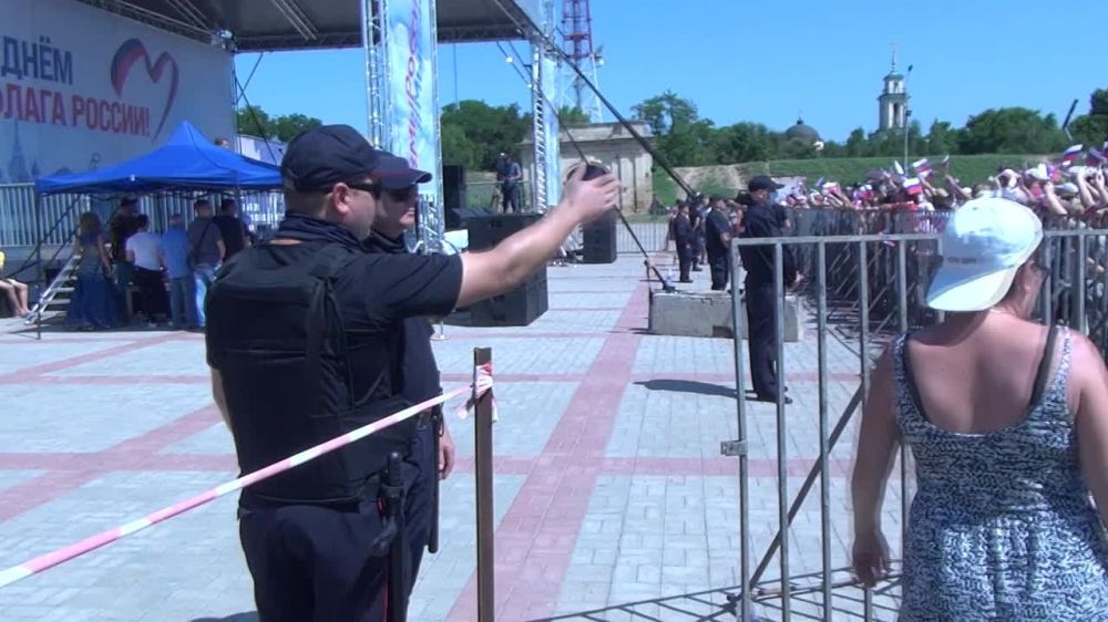 ������� ���������� ������ ������������� ������� � ������ ������������ � ������� ��� ���������������� ����� ���������� ���������