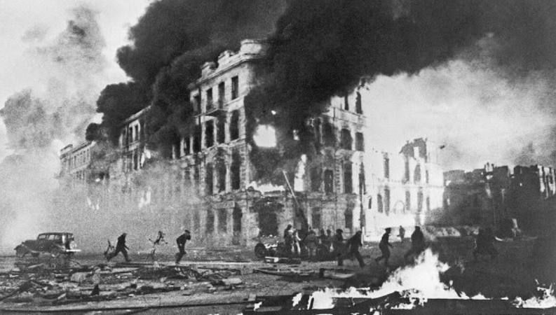 #�������. 23 ������� 1942 ���� � 16 ����� 18 ����� �������� ������������� ������������� �������� �������� �����������, ������� ��������� ��������� ����� � ������ ����� ����� 40 ����� �������