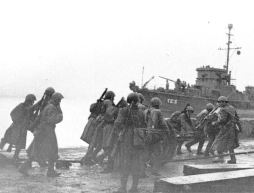 #�������. � ����� ����-���������, �� ������� ���������� ��������, 25 ������� 1945 ���� ����� ��������� ����� ����������� 113-� ��������� ���������� ������� ��� ������������� ������������� ������� ���������� ���������