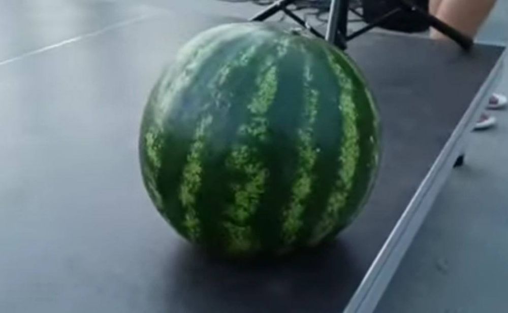 ����� �� ������� ������� �� �������� � �������� ������� �� 2 ������ ������ (3,2 ���. ���.)