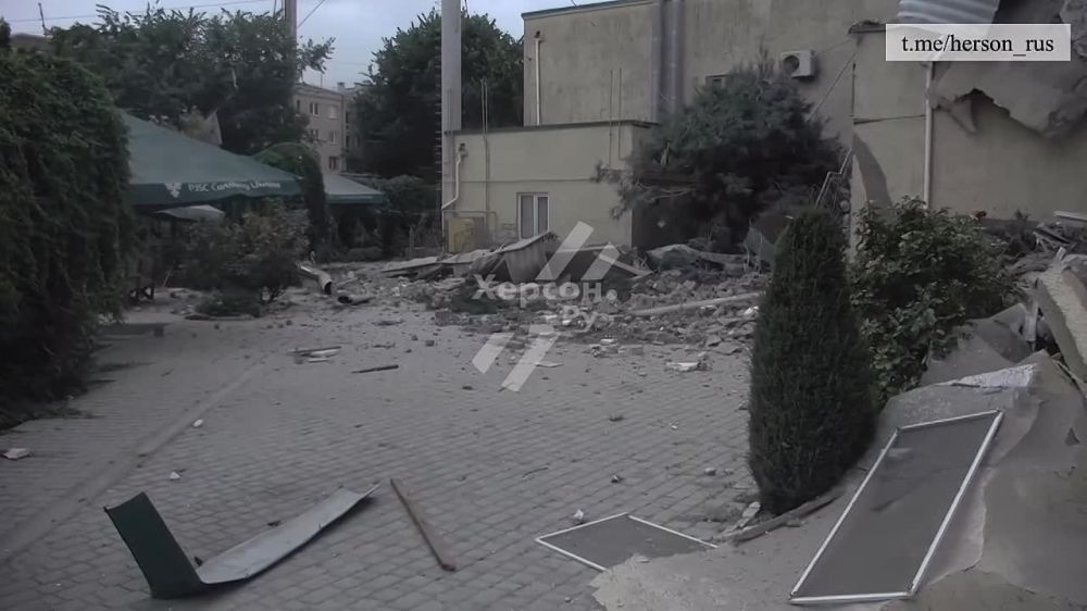 ������� 3 �������� � ���� ������������ � ������ � �����������