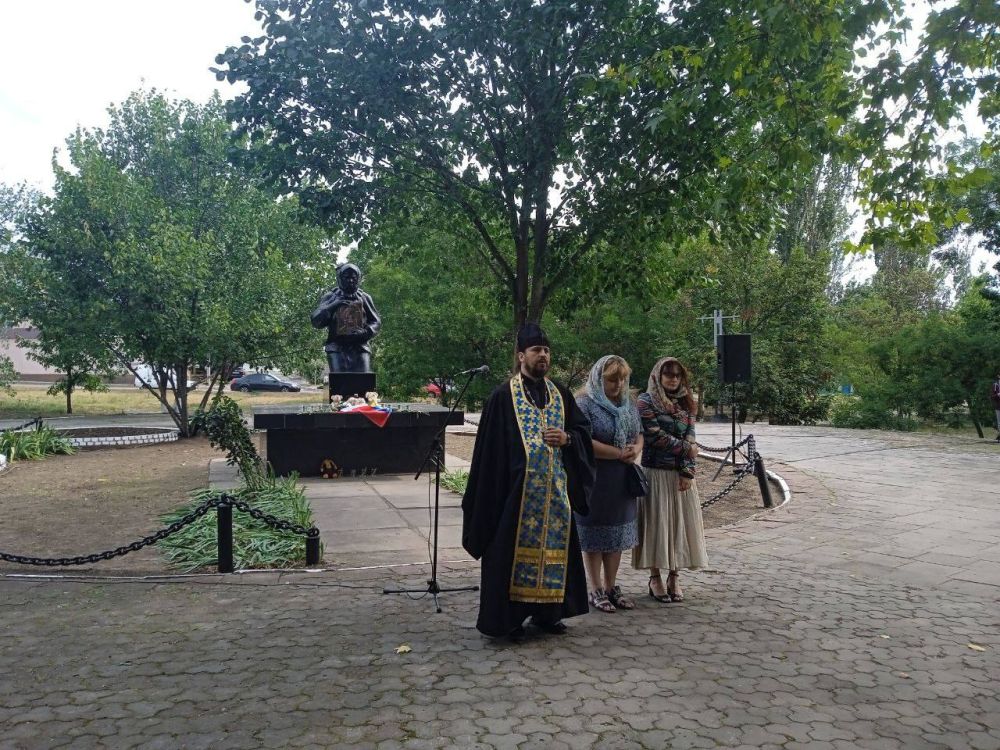 ������ �������� ���� ������������ � ������ � �����������