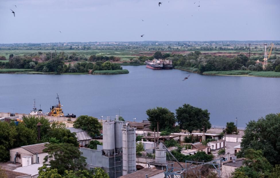 � ���������� ������� ����� ���������� � ���������� ����������� 4 ������