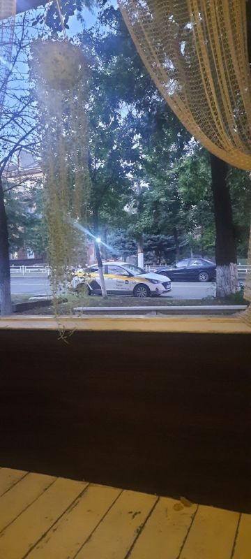 ���-�� � �������