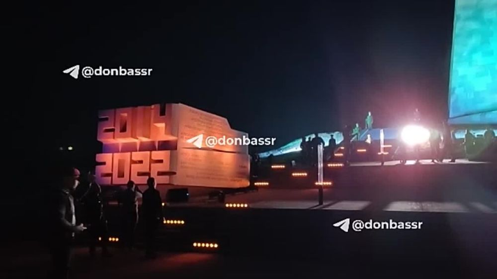 Специалистам Военно-строительного комплекса МО РФ и Российского военно-исторического общества удалось восстановить за рекордные 90 дней знаковый для ДНР памятник