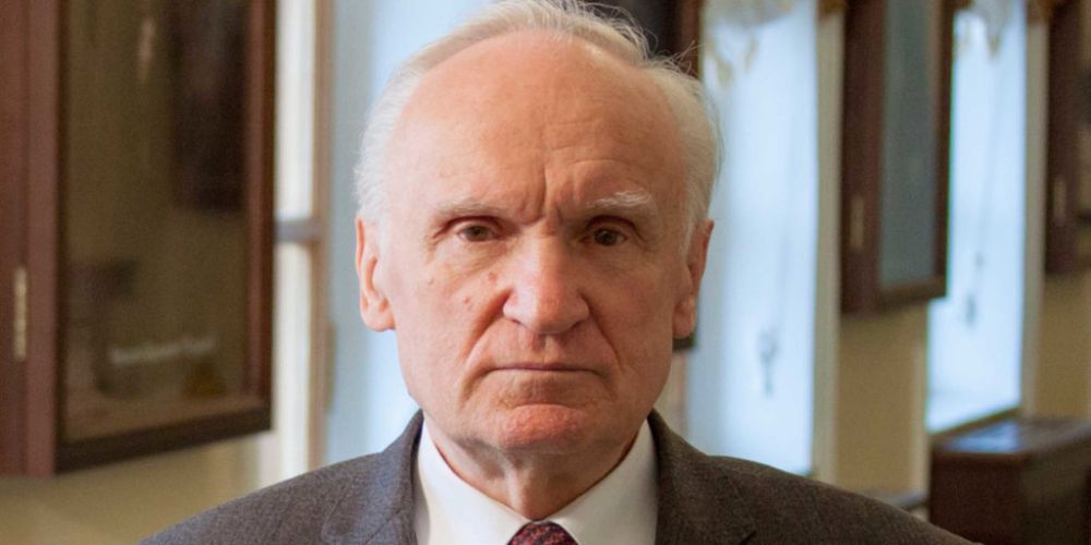 ������-������. ������� ������