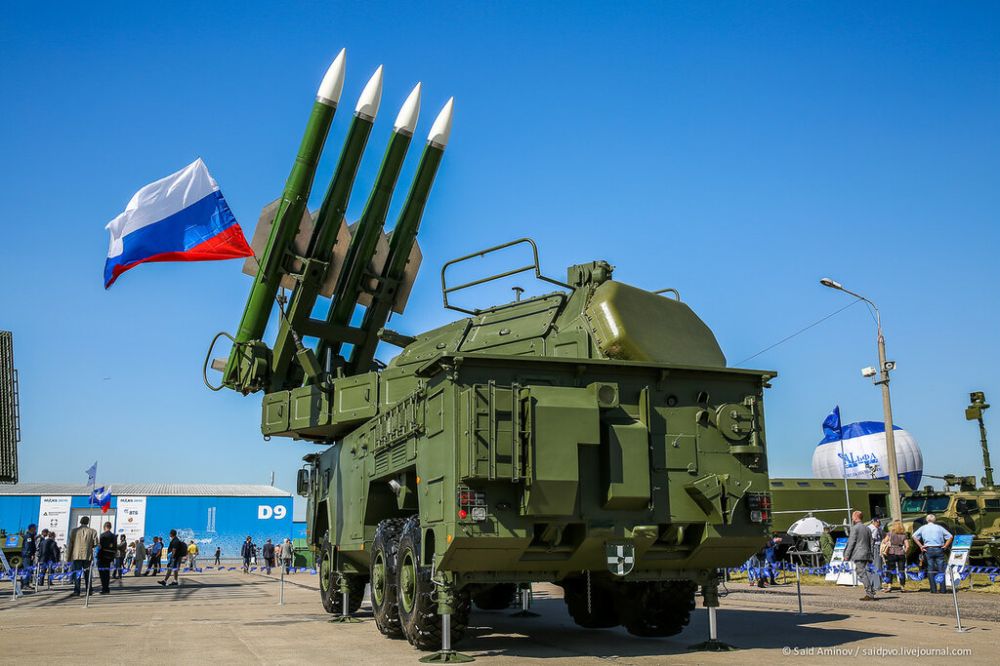 ��� ���������� ��� �������� 42 ������ ���� HIMARS � «�����»