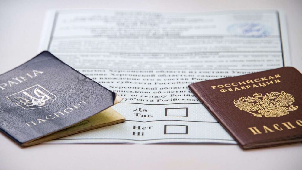 Референдумы в ЛДНР и Запорожье и Херсоне проходят не для Запада – эксперт