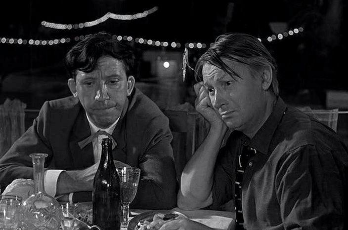 - � �� ���... � ���� ����.