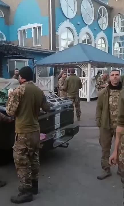 �� ���� � ������� ������� � ����������� �����������: ������� 35-� ������� ������� ������ ���, ���� �� ����� ������� � ������