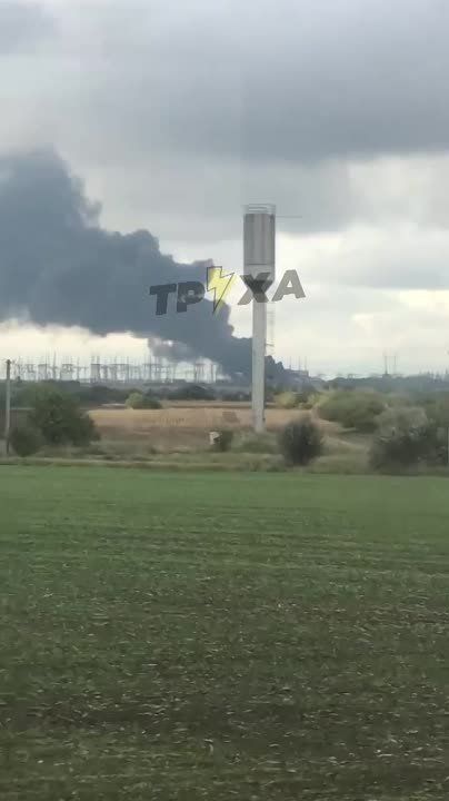 Криворожская ТЭС серьёзно повреждена в результате ракетного удара — на данный момент там пожар
