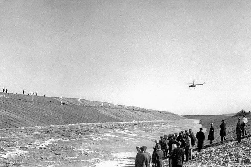 17 ������� 1963 ����, ����� 59 ��� �����, � ���� ������ ����������� ����