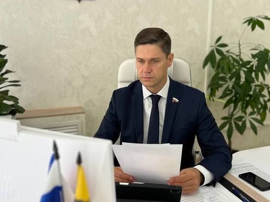 ������� �������� ����������� ���������� � ������� ������ ������� ��������� � ����, ������� � ���������