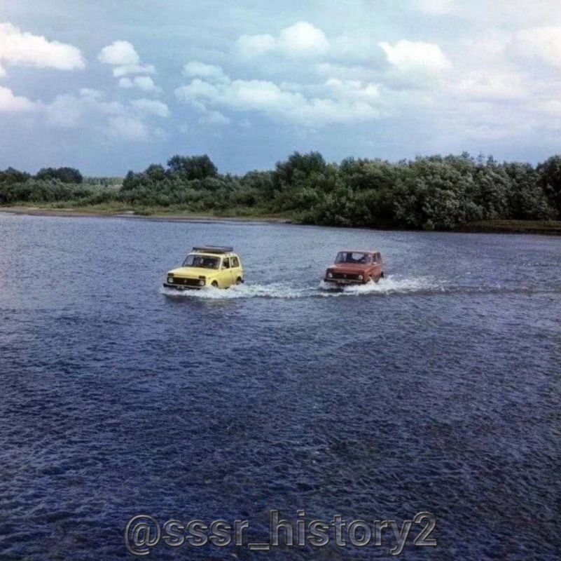 ��������� ���� � ������, 1977 ���