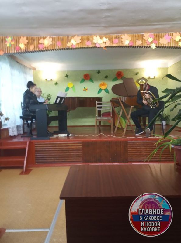 Школа эстетического воспитания в Новой Каховке продолжает принимать воспитанников