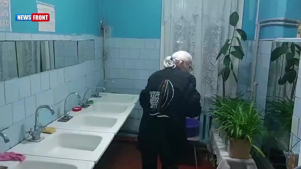 Новая Каховка. Пункт временного размещения жителей Херсонской области, вынужденных переселенцев из обстреливаемых ВСУ районов области