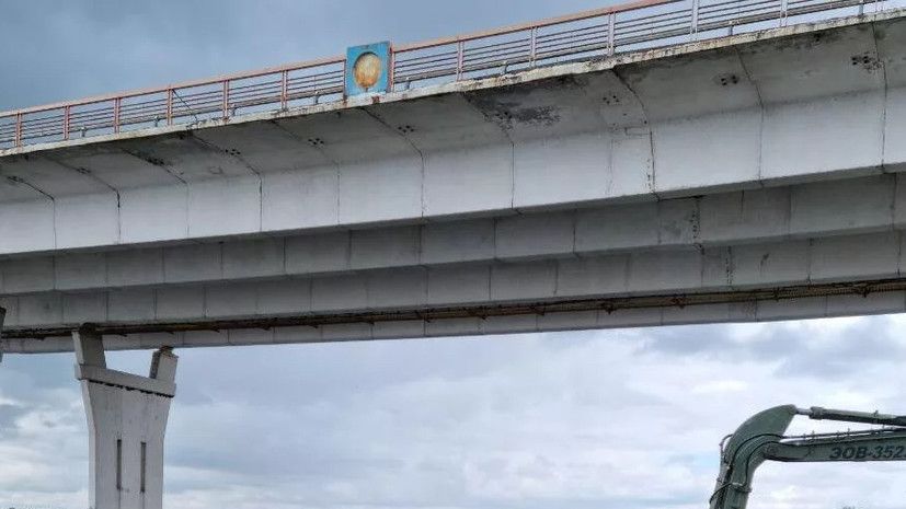 ���������� ������� ��������� 12 �������� �� ���� HIMARS �� ������������ �����