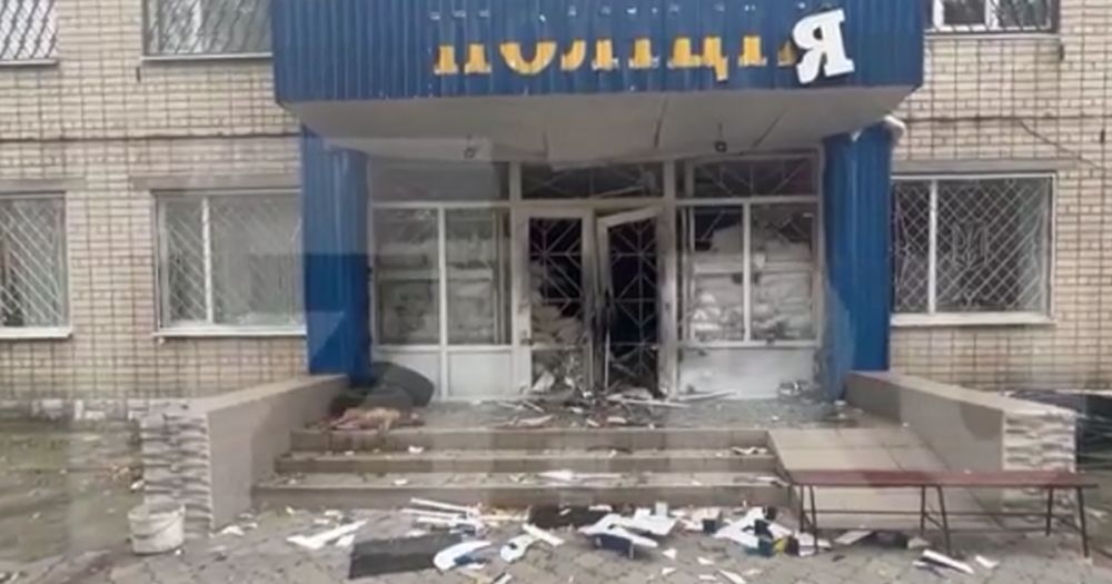 �������� ������ ������������� � ��������� �� ���� � �������