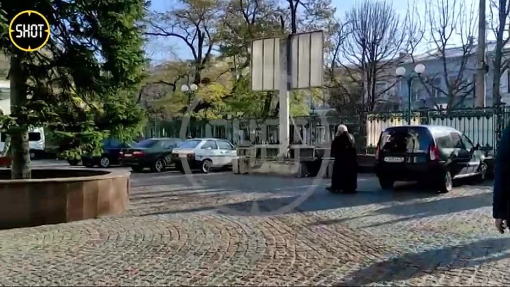 ��������� ������� ����������� ������ ������� � ������������ ������ �����������