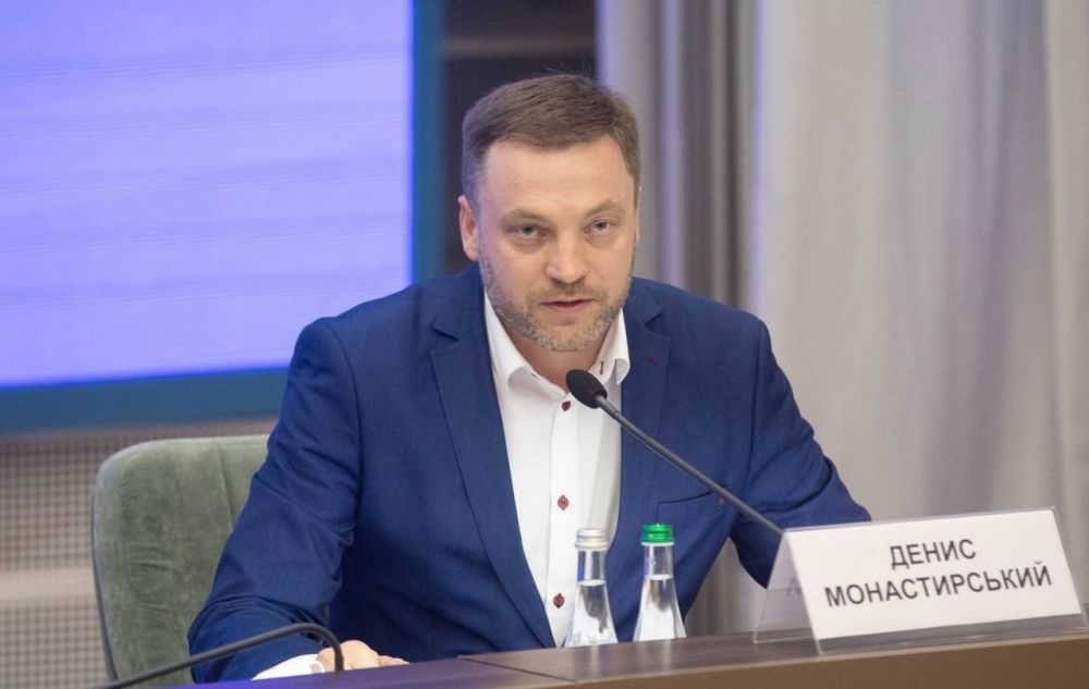 Более 30 объектов инфраструктуры Украины было повреждено 15 ноября из-за ударов — министр внутренних дел Украины Денис Монастырский