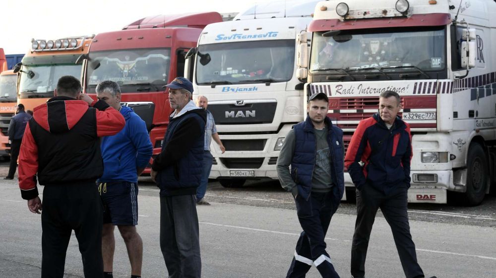 ���������� ������� ����� ����� �������: �������� �������