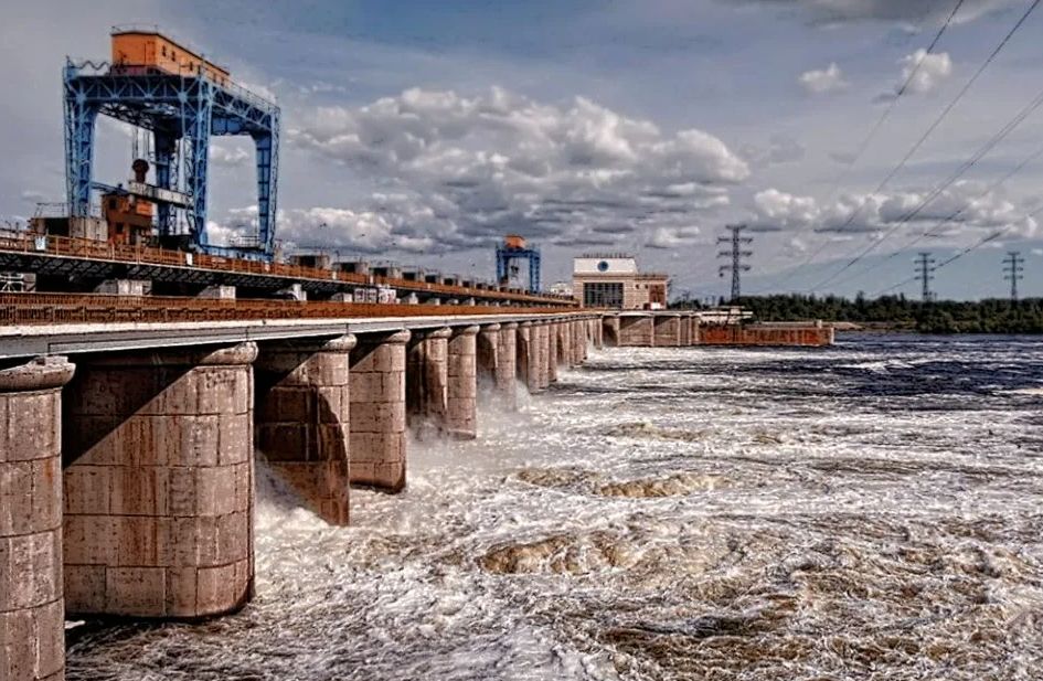 На Каховской ГЭС нет сотрудников из-за ежедневных обстрелов ВСУ