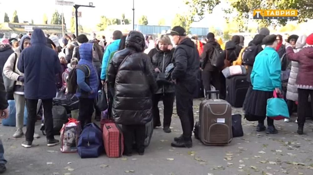 Сергей Кириенко и Владимир Сальдо вручили государственные награды членам экипажа катера «Арарат»