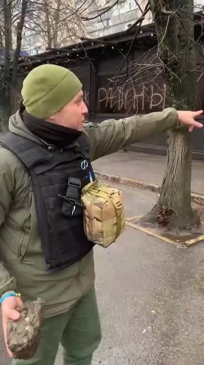 Писатель, доброволец Владлен Татарский @vladlentatarsky