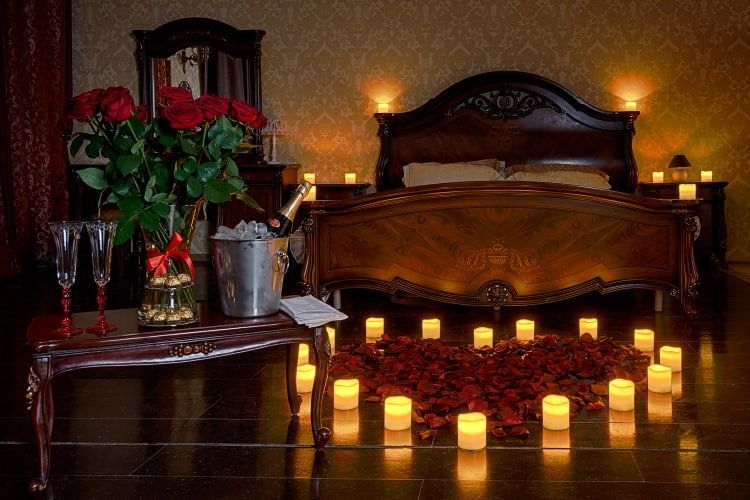 Субботний вечер заканчиваем только на позитиве и с наилучшими пожеланиями