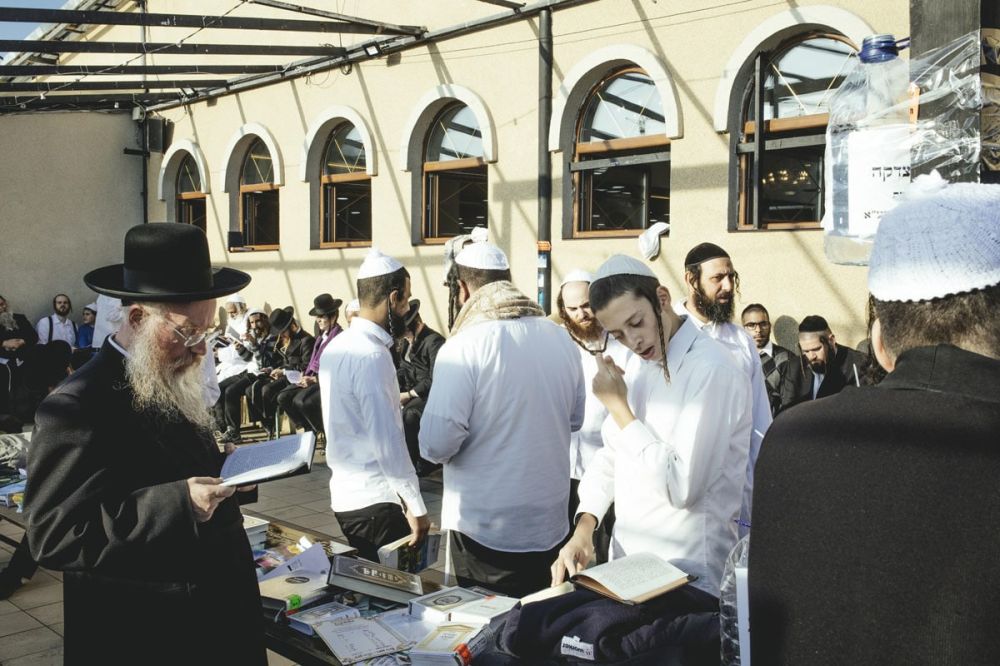 � ������� ������ �������� � �������������� � �������