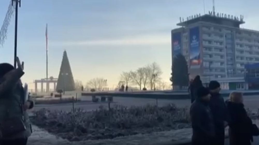 ����� 300 ����� �� ������� � ��������� ������ ������� � ����������� ����