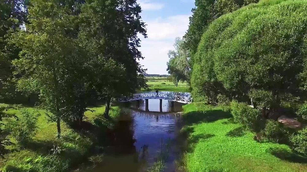 Жилищные сертификаты и 100 тысяч рублей смогут получить жители Херсонской области, вынужденно покинувшие место постоянного проживания и прибывшие в Псковскую область