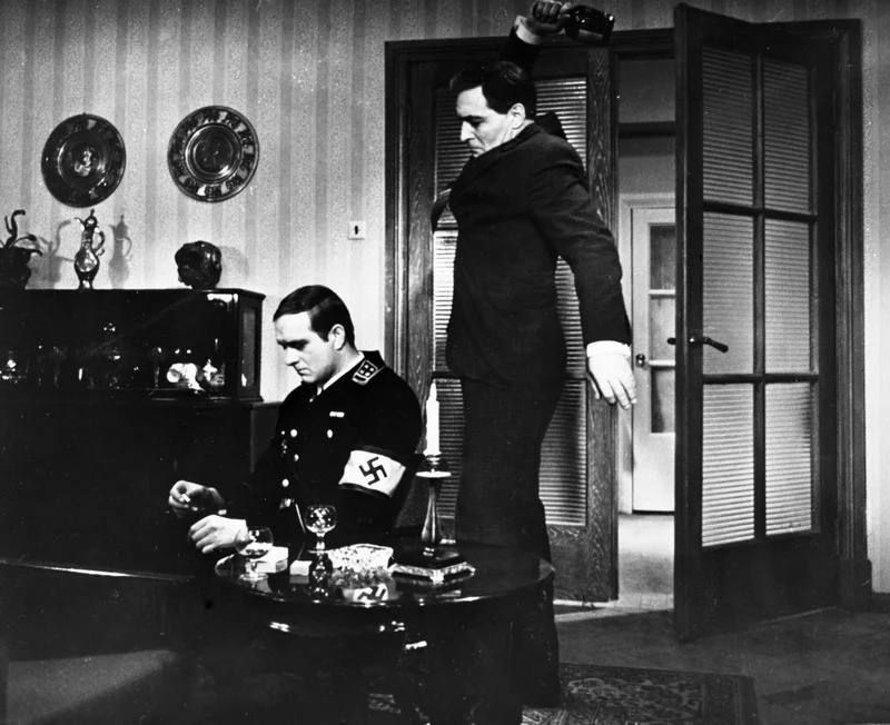 Враг будет разбит!. Победа будет за нами!