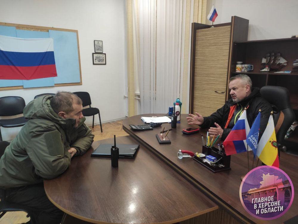 Глава минцифры Херсонской области Никита Бородин посетил Новую Каховку