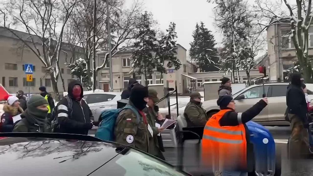 ����������� ������ � ������