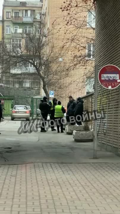 ����� ��� ����� ��������� �� ���� ������, ������ ������ ������� � �������� ��������-����������� ������, ��� ��������� ������, ������� ��� ������: ��� ������� ����� ����� �����������